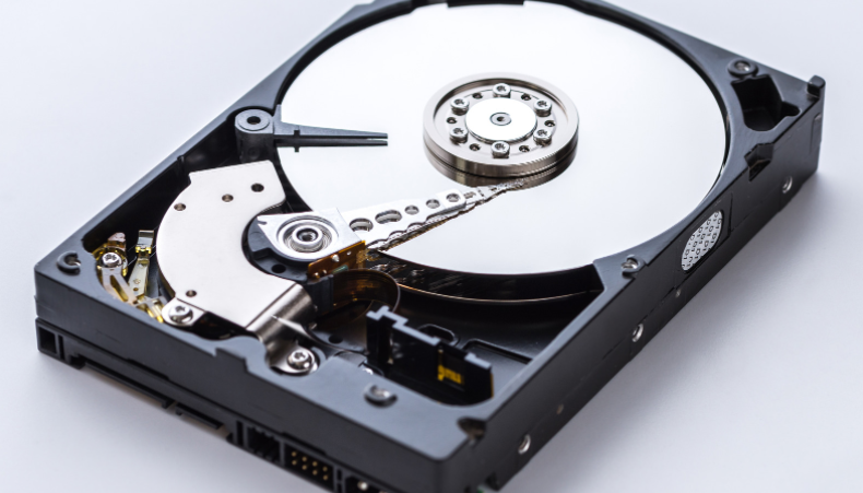 HDD vs NVMe Drives: What Are The Differences?